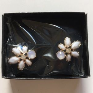 AVON  Floral Clusters oversized stud earrings